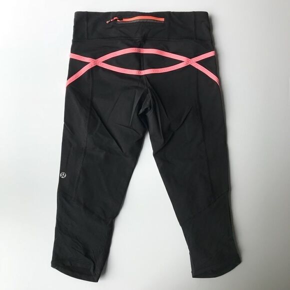 Lululemon 4 athletic capri black pink Ruched - Picture 1 of 7